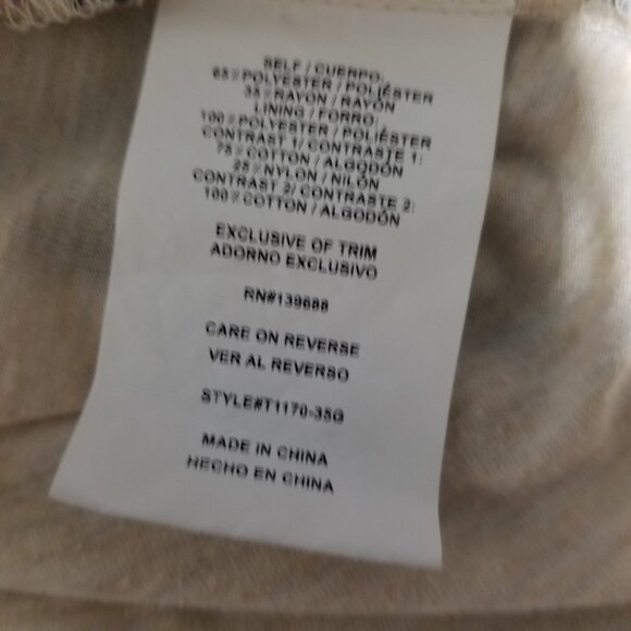 Taylor & Sage Women's Blouse Size XL Floral Lace Accents Sleeveless - Picture 3 of 7